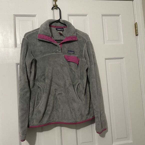 Patagonia Jackets & Blazers - Patagonia Re-Tool SnapT Fleece Pullover Gray&Bright Pink Trim Womens Size Medium